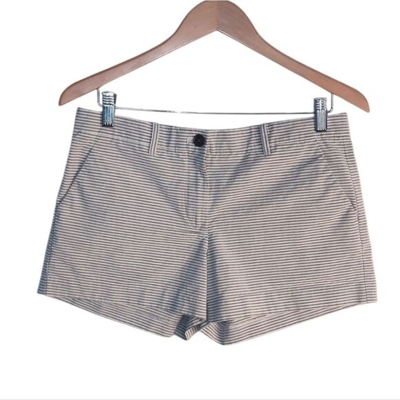 Khakis by Gap Summer Shorts Ladies 4 R - Picture 1 of 9